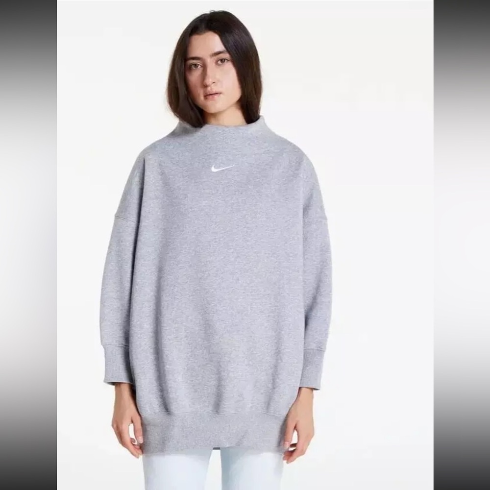 Nike Women's Phoenix Oversized Mock-neck Sweatshirt